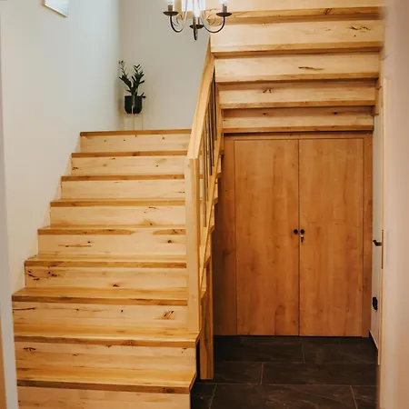 Dom Pod Wierzbami Вилла Sidzina